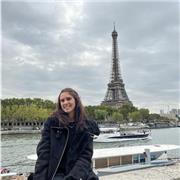 Estudiante de traductorado de ingles-español, con ganas de enseñar a personas que quieran aprender cualquiera de estos dos idiomas en Benidorm, o de forma online!